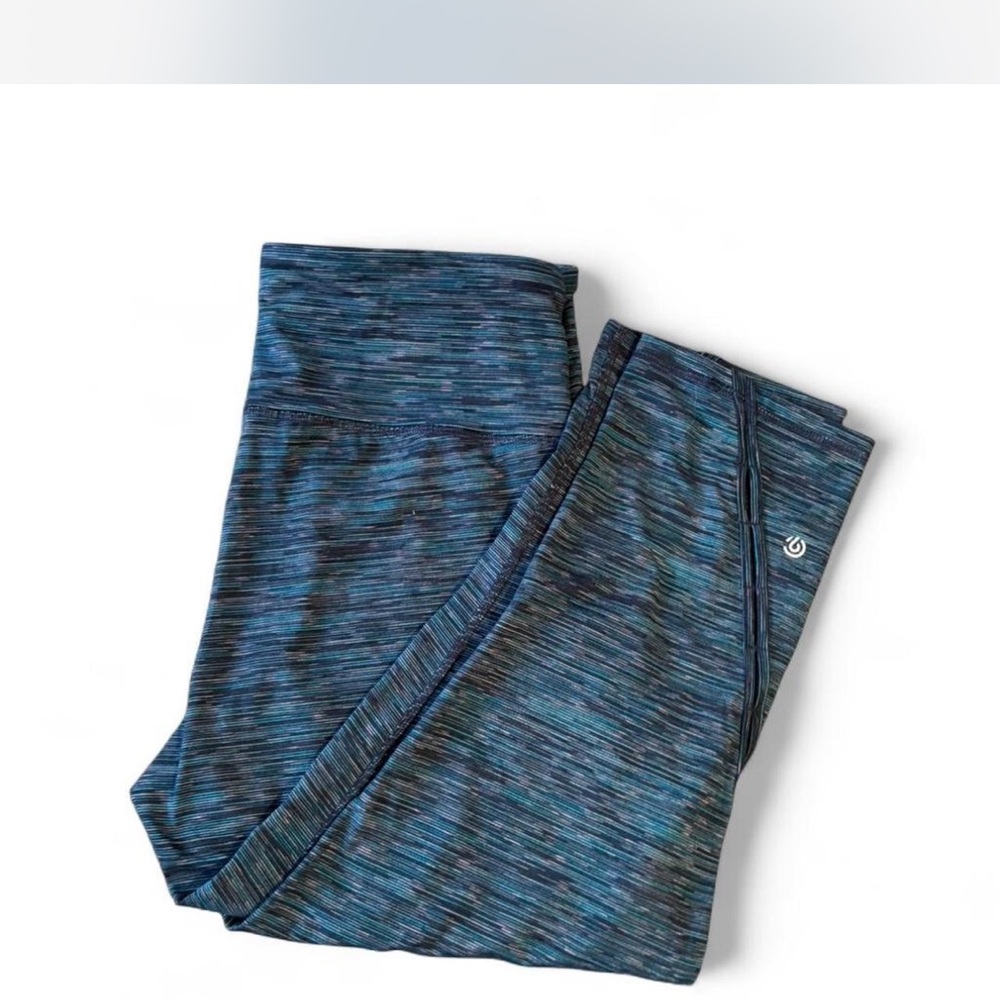 Women’s Calf Length Blue Leggings